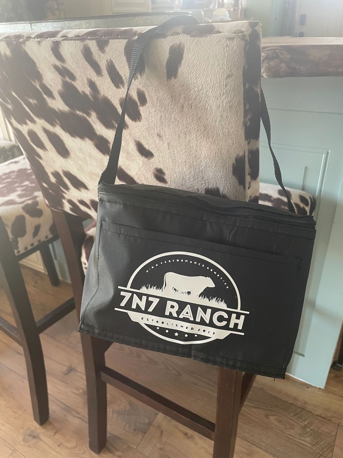 Black 7N7 Ranch bag on chair.